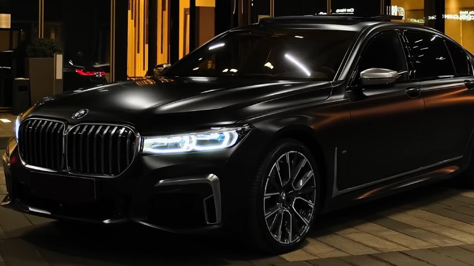 BMW m760 review, power, price, mileage